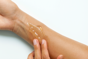 Tẩy trang dạng gel có phù hợp với da nhạy cảm không?