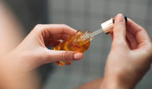 Nên ngừng dùng retinol bao lâu trước khi peel da?