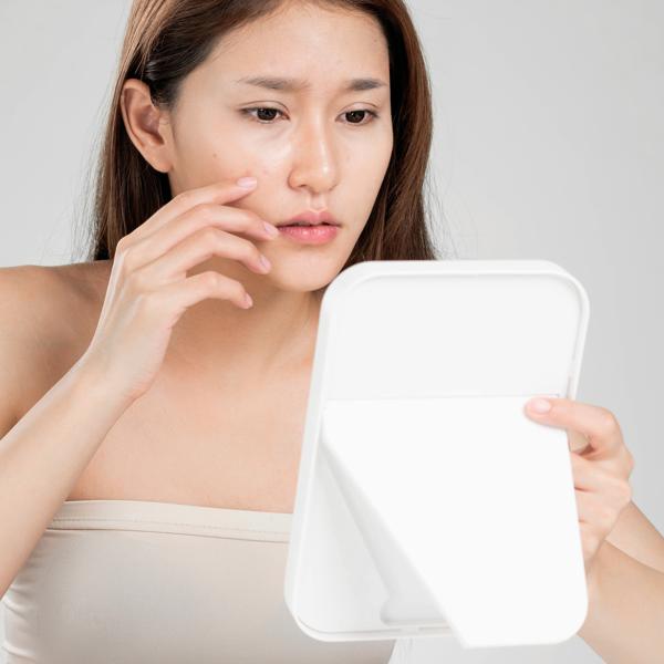 Phân biệt da khô và da thiếu nước để chăm sóc hiệu quả.